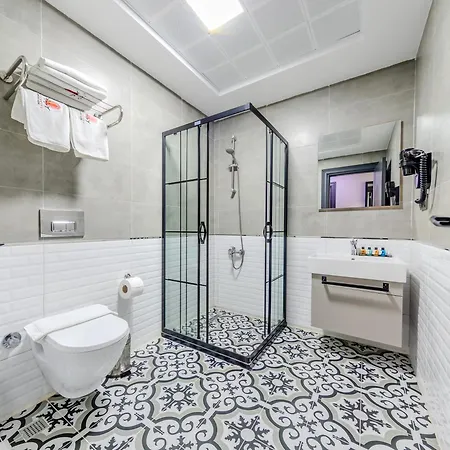 Intercity Istanbul Airport Hotel 3*